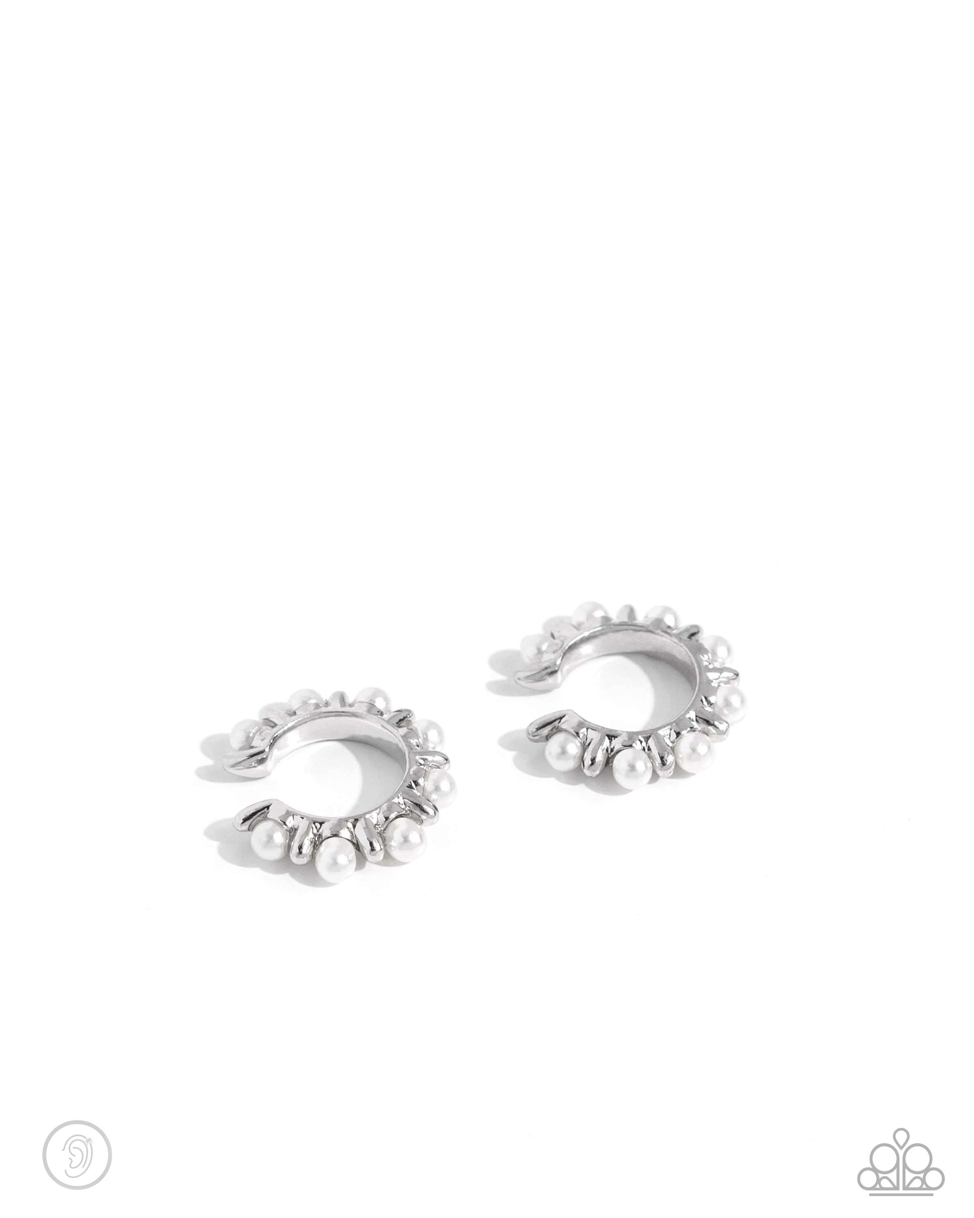 Bubbly Basic - white - Paparazzi earrings