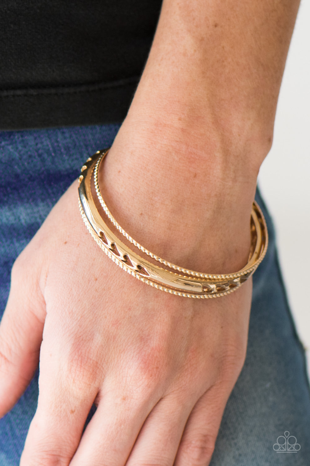Amazon Warrior - Gold - Paparazzi bracelet