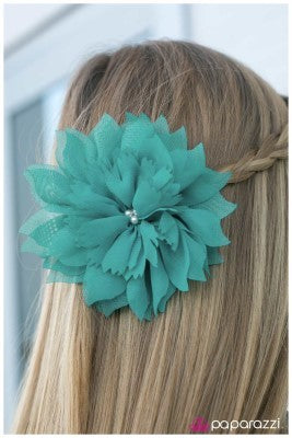 Jane Doe - blue - Paparazzi hair clip