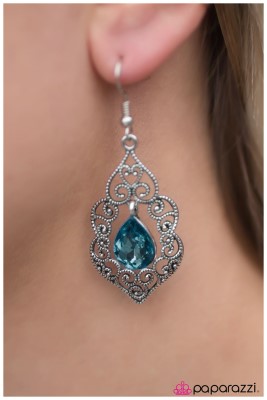 The Selection - Blue - Paparazzi earrings