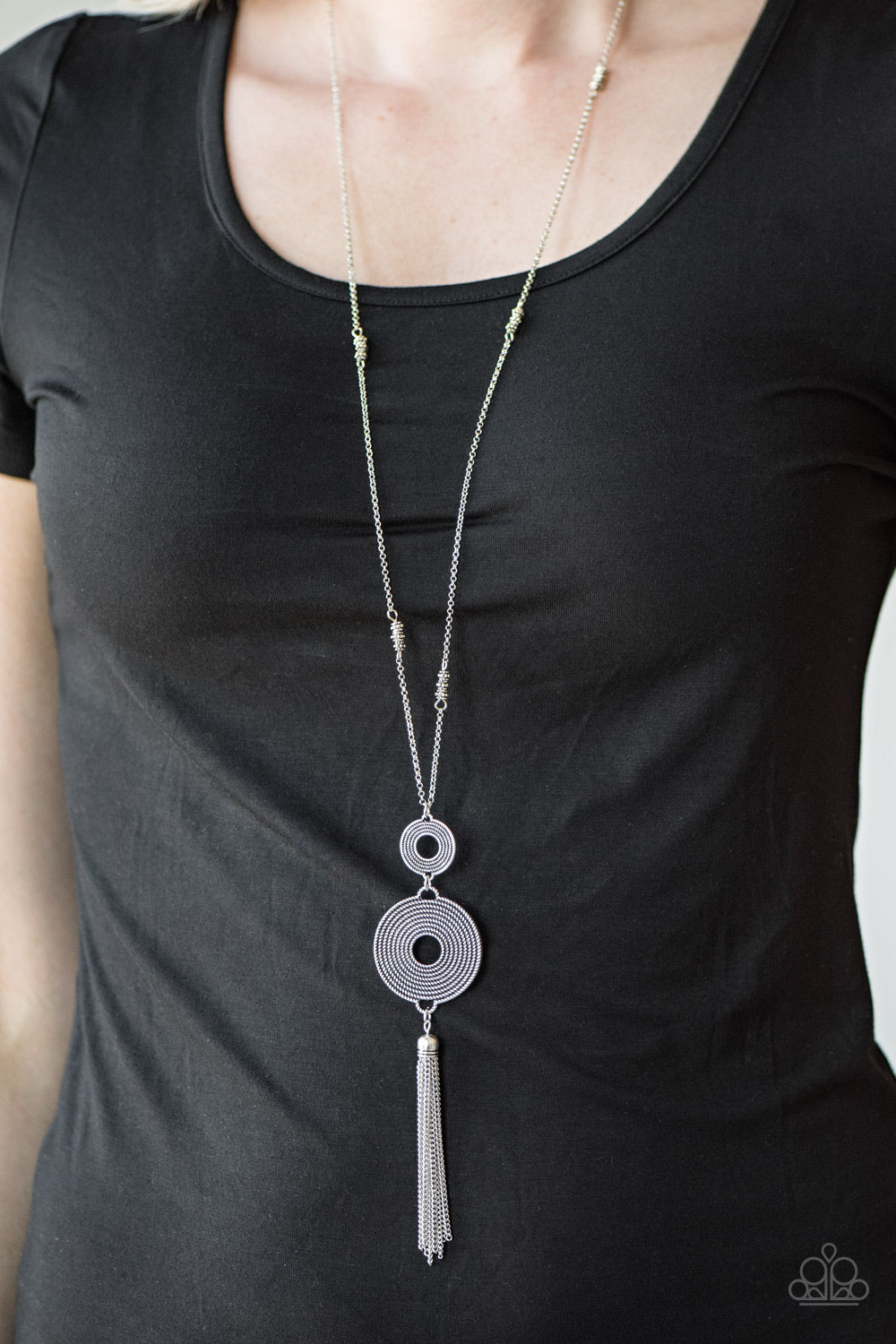 The WHEEL to Work Wonders - silver - Paparazzi necklace